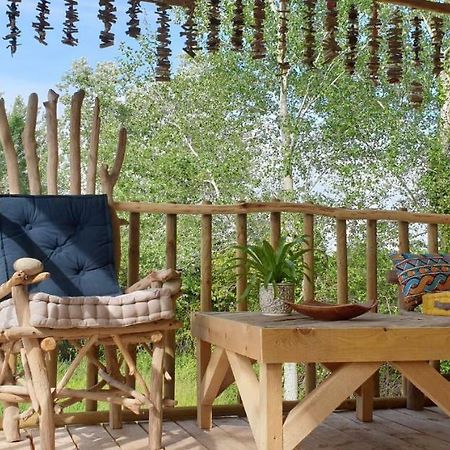 La Cabane Perchee Villelaure Экстерьер фото