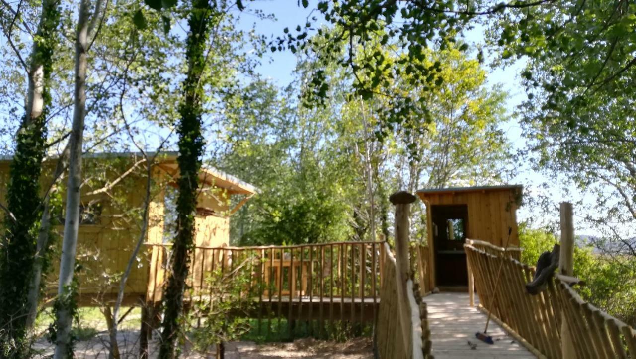 La Cabane Perchee Villelaure Экстерьер фото