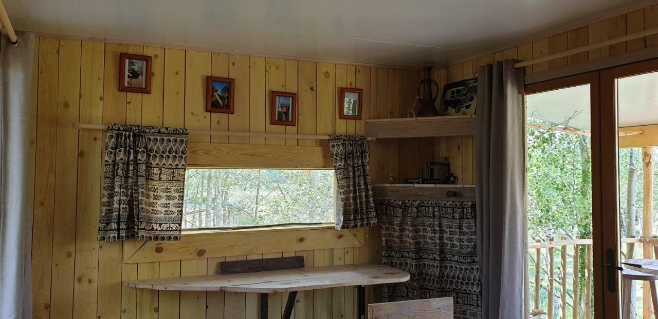 La Cabane Perchee Villelaure Экстерьер фото